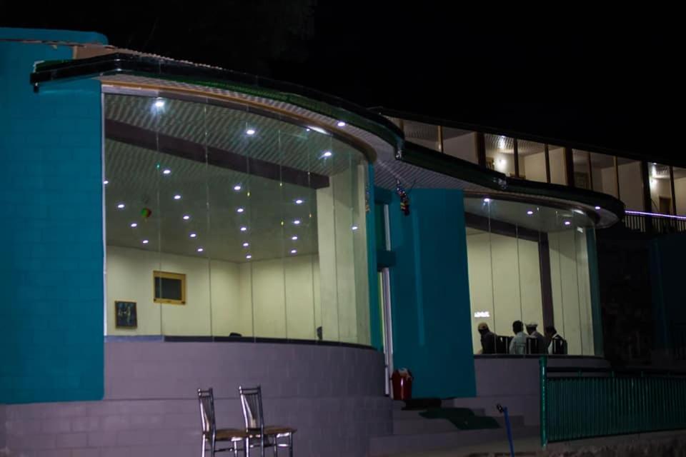 Eden Lake View Hotel Karimabad  Exterior photo